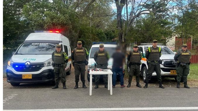 Capturado con dos armas