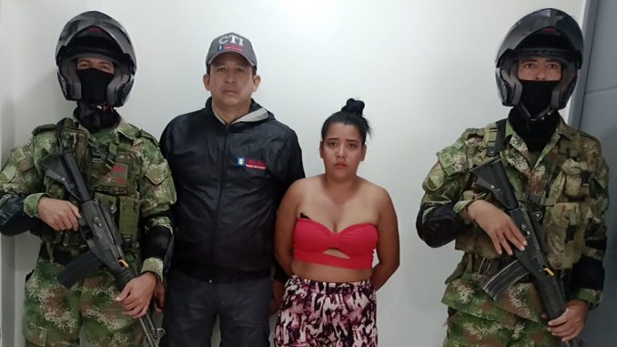 mujer capturada