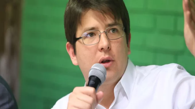 MIGUEL URIBE